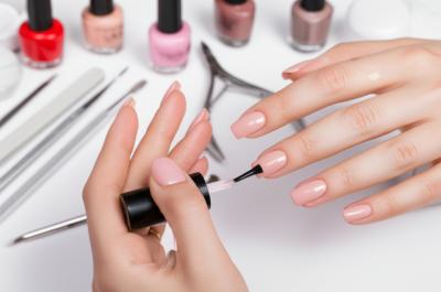 Manicure e Pedicure em Casa: Guia Definitivo para Resultados de Salão